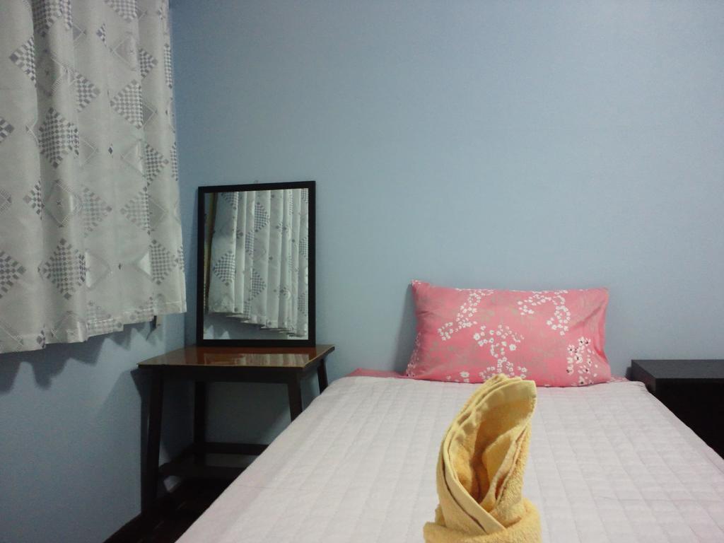 Nalin Guesthouse Chiang Mai Oda fotoğraf